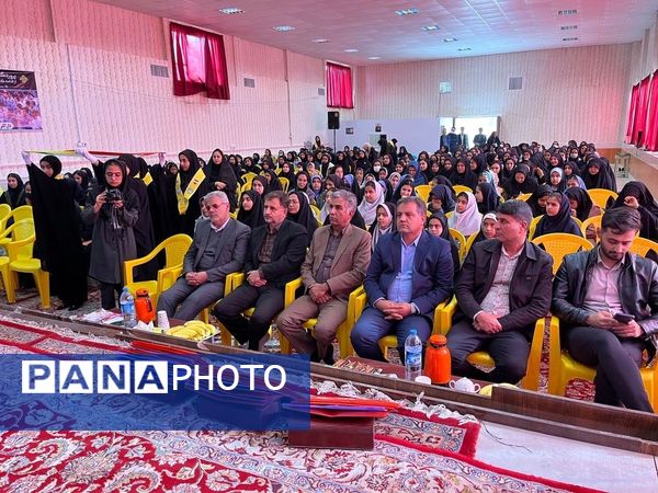 تجلیل ازبرگزیدگان مسابقات شهرستان خلیل آباد