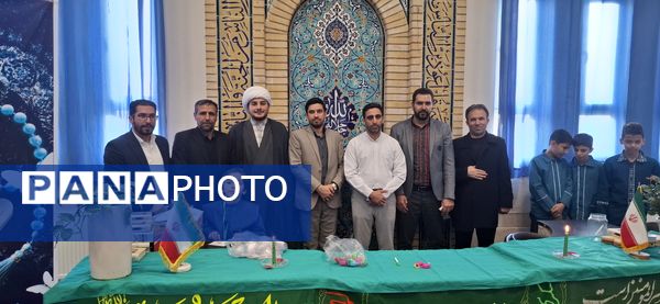 برگزاری محفل انس با قرآن در آموزشگاه پسرانه دلاوران ملارد 