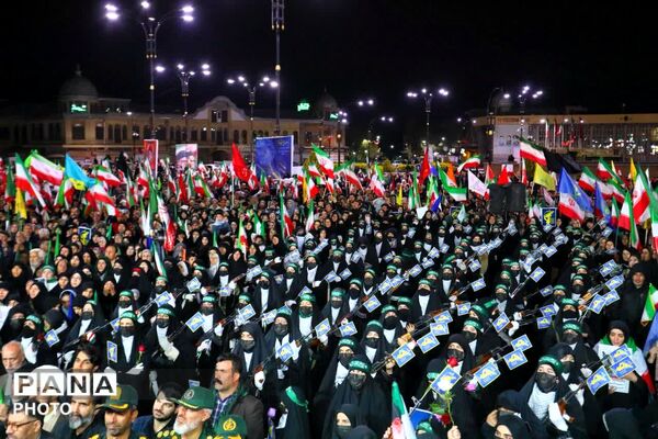 میدان امام خمینی(ره) همدان در تپش غیرت زنان همدانی