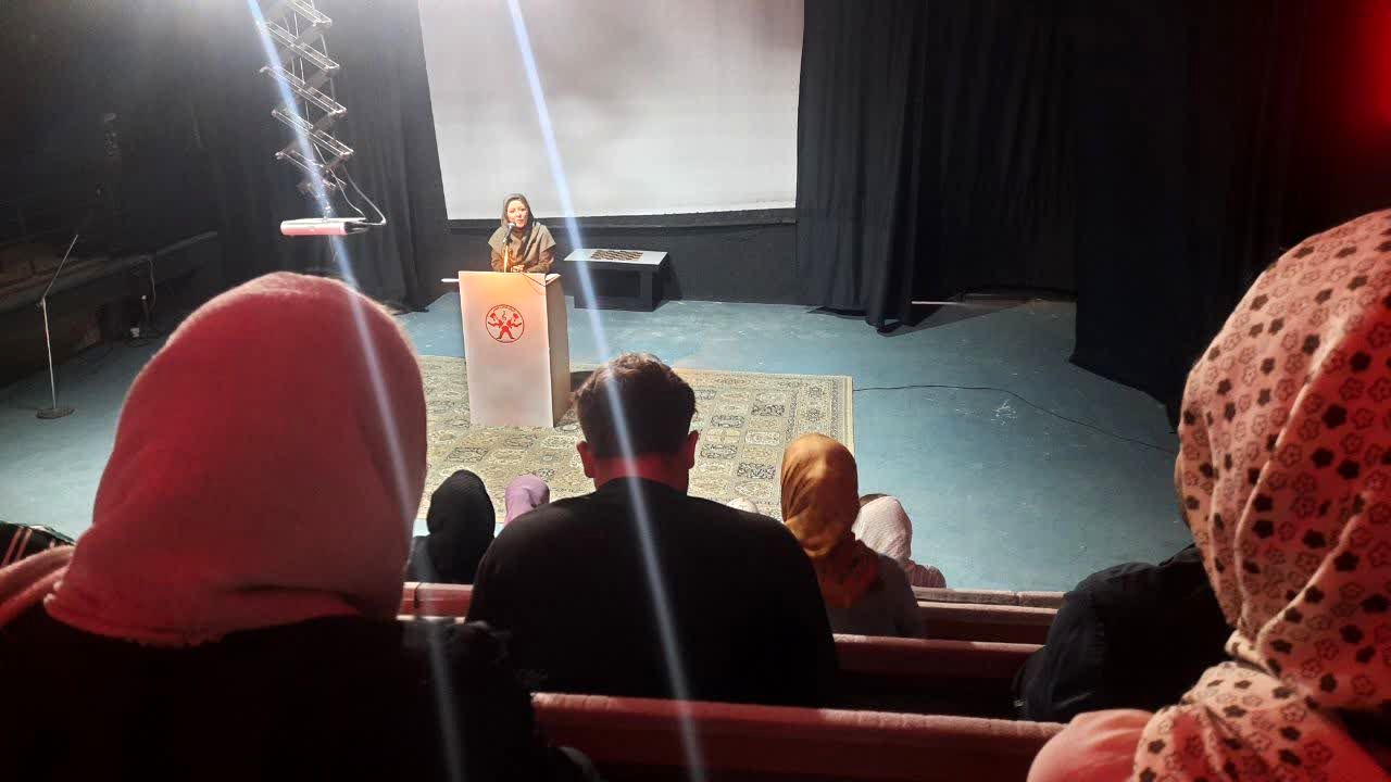 برگزاری مسابقه گویندگی و دوبله با شرکت هنرمندان در تمامی سنین