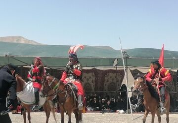 مراسم تعزیه خوانی در روز اربعین حسینی در شهر بار