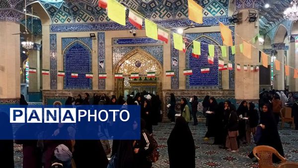 ضیافت همدلی و معنویت بسیجیان دبیرستان برازنده مقدم یک یزد