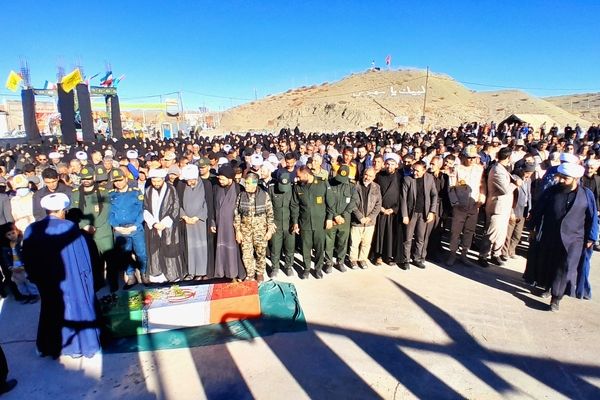 تشییع و تدفین شهید گمنام در شهر غلامان 