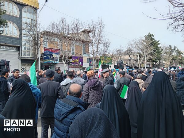 حضور پرشور مردم انقلابی شهرستان نیشابور در نماز جمعه روز جهانی قدس 
