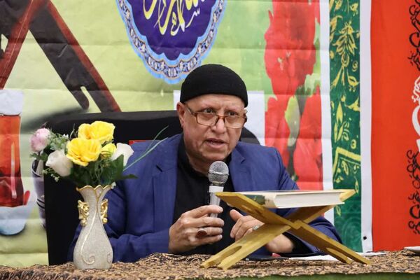 محفل انس با قرآن کریم در آستان مقدس امامزاده سید لطیف نسیم‌شهر