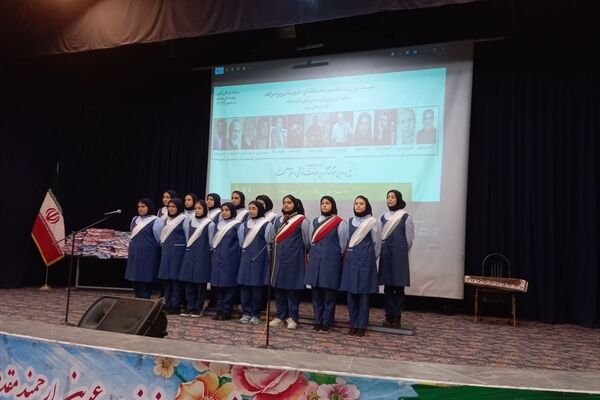 اختتامیه جشنواره فرهنگی هنری فردا در مراغه؛ تجلیل از استعدادهای جوان استان