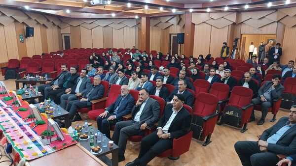 رونمایی سراسری «روایت قهرمان» در آیین گرامیداشت هفته کتاب یاسوج