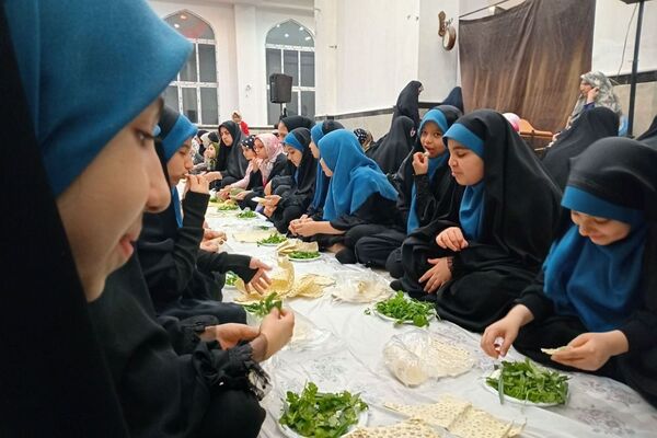 مراسم محفل انس با قرآن کریم در بهارستان‌۲