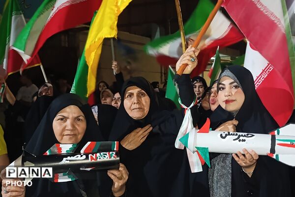 صدای پرتاب موشک‌های دستساز و کاغذی ملت ایران هراسی در دل دشمنان وطن