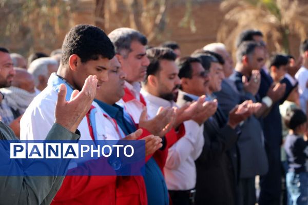 اقامه باشکوه نماز عید فطر در فهرج