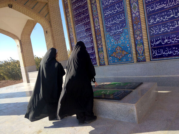 اردوی راهیان نور دختران دانش‌آموز قم
