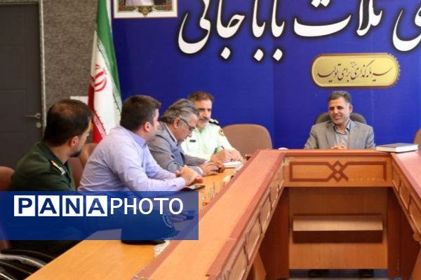 برگزاری جلسه کمیسیون پیشگیری و مقابله با سرقت در ثلاث باباجانی