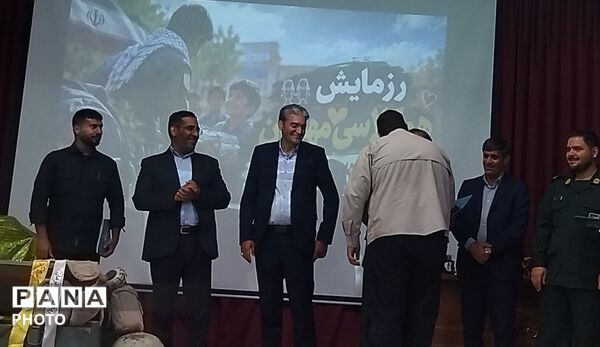 همایش نوجوان مبارز در سالن مهر تابان نیشابور-۲