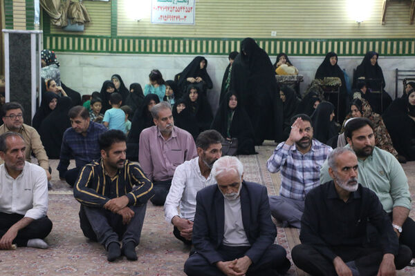 یادواره شهدای محله کوی «رهبر» در قم