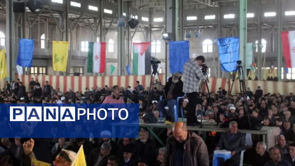 اقامه نماز جمعه روز جهانی قدس در شهرستان سمنان 