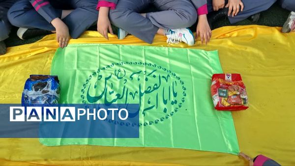مدرسه‌ای به رنگ انتظار؛ جشن مهدوی در قاب لبخند دانش‌آموزان