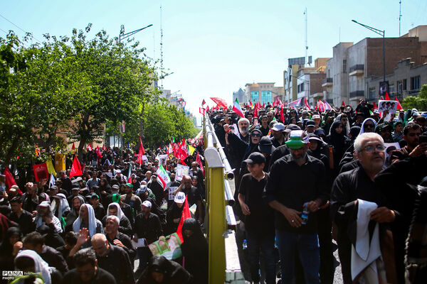 مراسم تشییع پیکر مطهر رهبر شهید انقلاب در تهران - 4