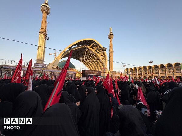 تکرار حماسه در وداع با شهید ایران