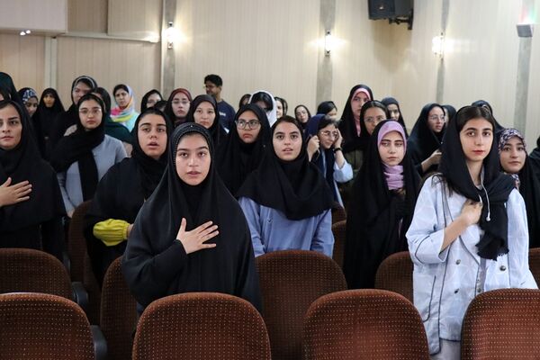 همایش انتخاب رشته کنکور در شهرستان پاکدشت 