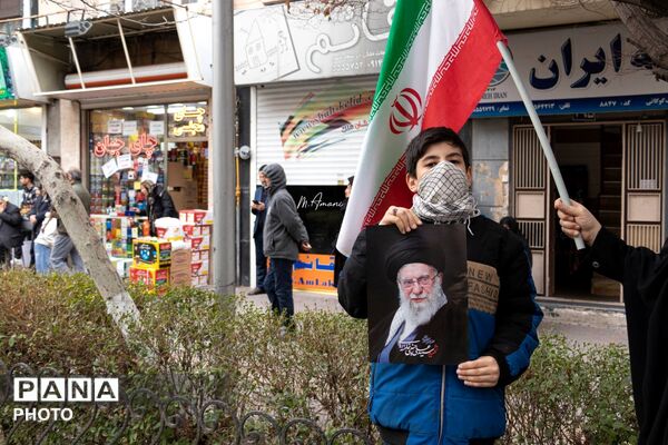 سربازان کوچک در اجتماع مردمی تبریز به خونخواهی از رهبر شهید