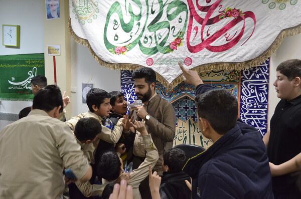 جشن ولادت امام علی (ع) و روز پدر در دبیرستان دوره اول ابوریحان بیرونی ۲