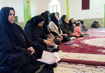 برگزاری افطاری به‌مناسبت دهه مبارک رمضان در روستای محمدآباد چیتاب
