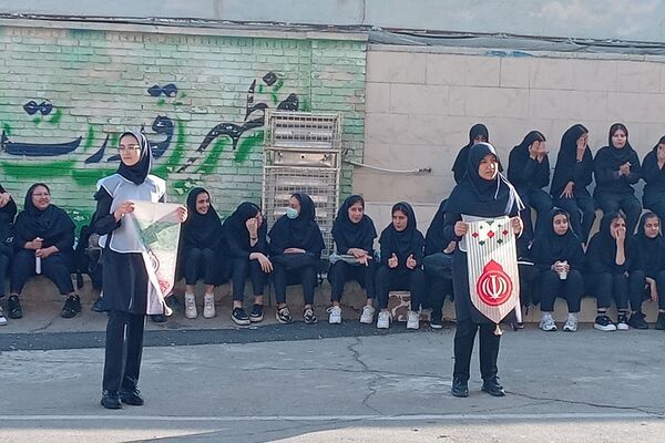 گرامیداشت هفته تربیت‌بدنی در دبیرستان شهدای محراب شهرستان قرچک 