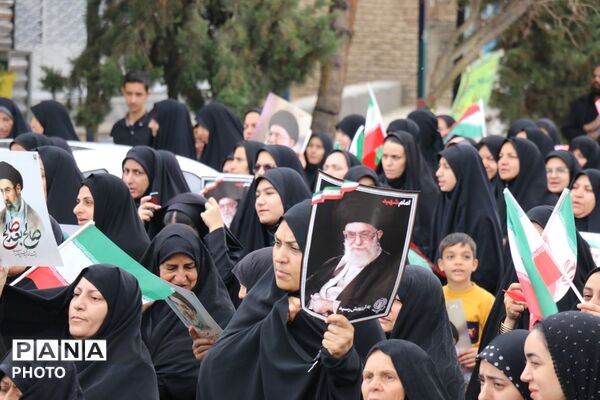 راهپیمایی روز قدس در شهر گلباف