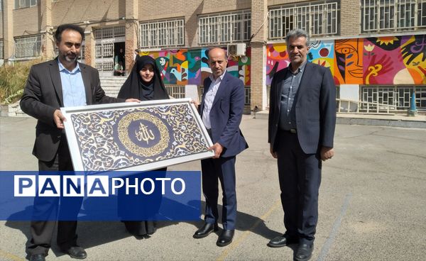 توزیع تجهیزات هنرستان‌ها در بازدید معاون متوسطه وزیر آموزش و پرورش 