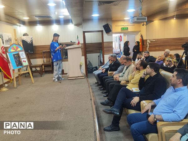 تجلیل از نویسندگان دهه هشتادی و نودی حوزه دفاع مقدس