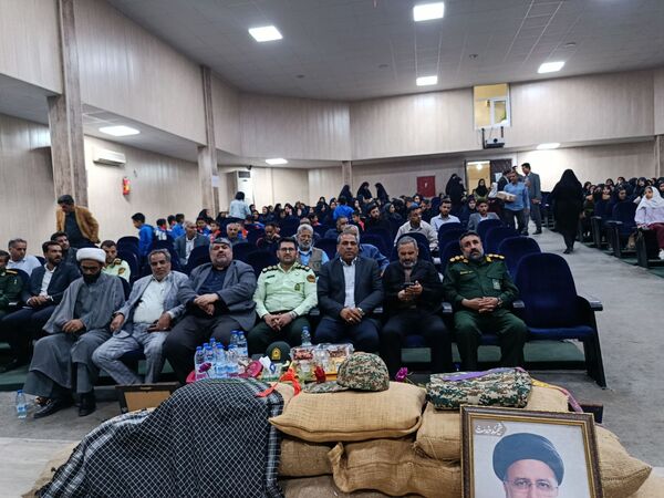 یادواره شهدای فرهنگی و دانش‌آموز شهرستان حاجی آباد