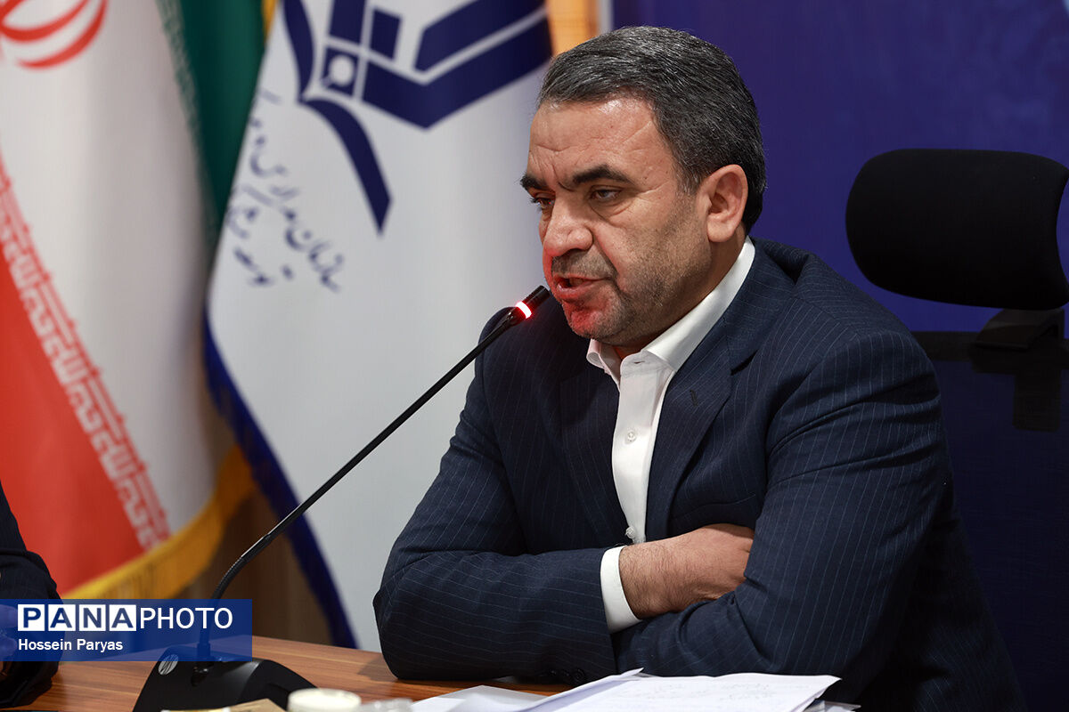 اجباری شدن بیمه کامل معلمان مدارس غیردولتی با ۳۰ ساعت تدریس در هفته
