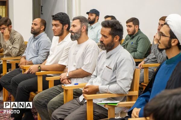 جلسه لیگ فوتسال نوجوانان مساجد فعال زنجان