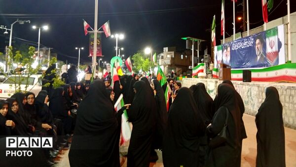 حضور پرشکوه معمولانی ها در حمایت از نیروهای مسلح کشور