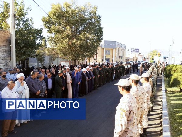 تشییع و خاکسپاری پیکر مطهر جانباز حاج احمد خدادادی در کاشمر 