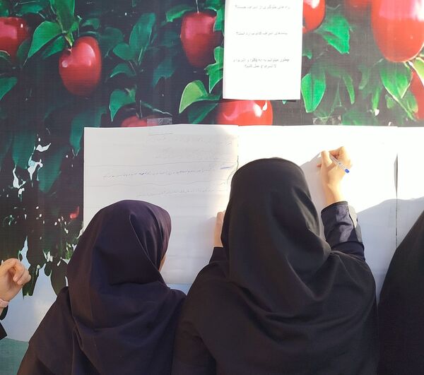  طرح نگاشت همگانی به مناسبت پرسش مهر