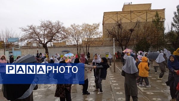 ذوق کودکانه با بارش رحمت الهی شکوفه زد