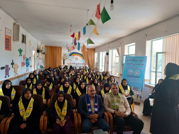برگزاری اردوی تشکیلاتی یاور مربیان پیشتاز در یزد
