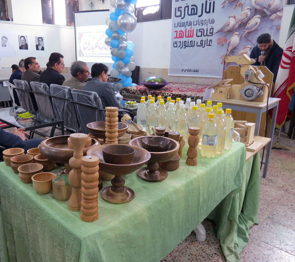 افتاحیه نمایشگاه دستسازه های هنرستان های شهرستان بجنورد 