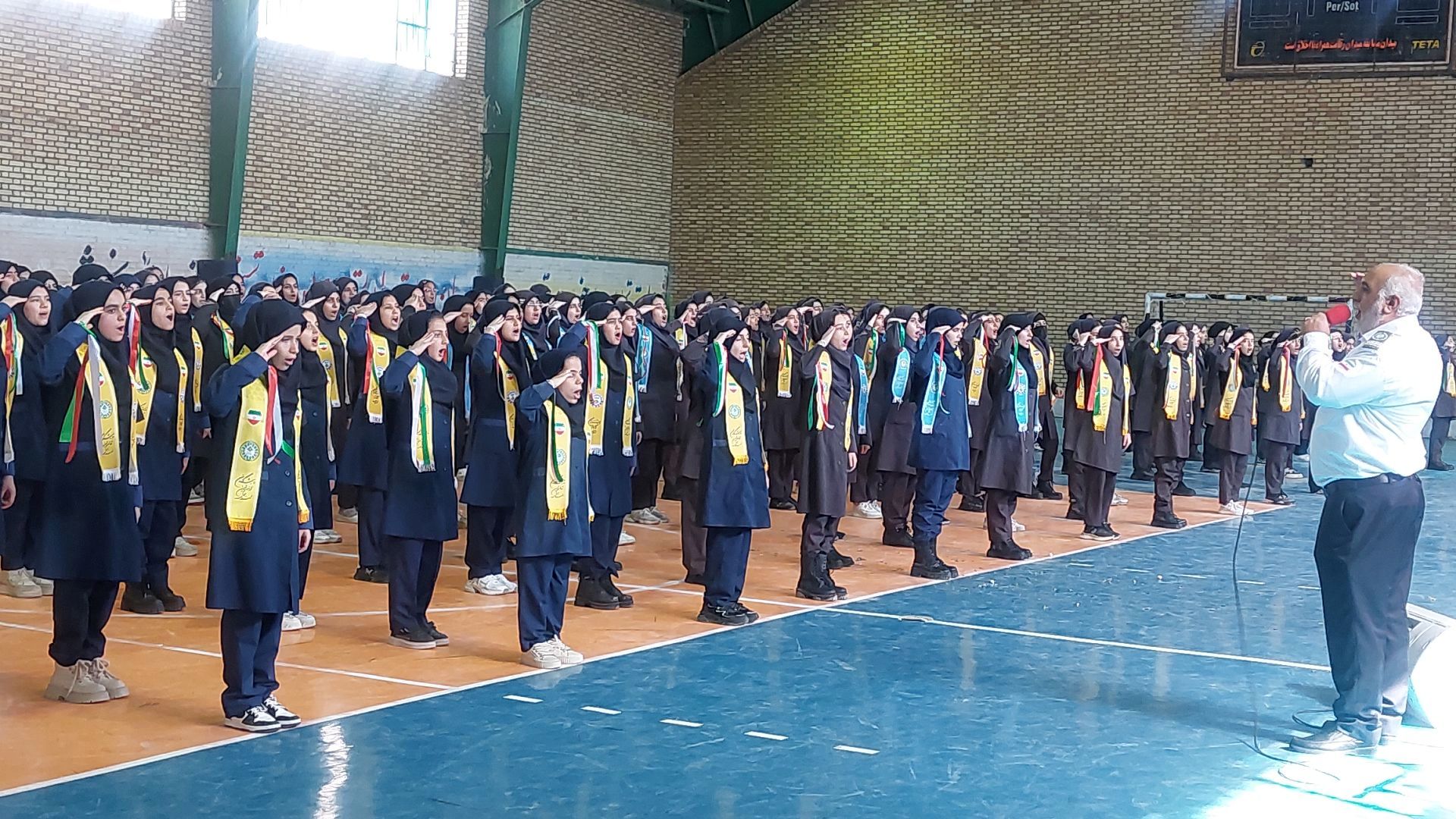 اجرای مانور همایش یاوران انقلاب در منطقه پردیس 