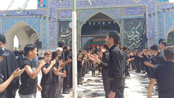 قافله عزاداری تاسوعای حسینی در شهر حبیب آباد