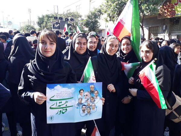 راهپیمایی روز دانش‌آموز در گلوگاه 