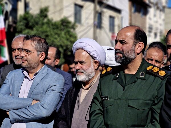 راهپیمایی روز دانش‌آموز در گلوگاه 