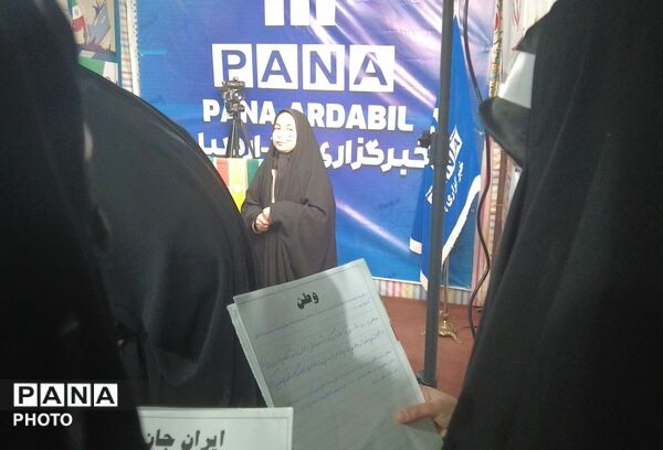 حضور پرشور نوجوانان مبارز در کافه رسانه اردبیل