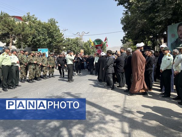 تشییع پیکر شهید ایمان وحیدی در آشخانه