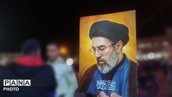 مردمی از جنس نور