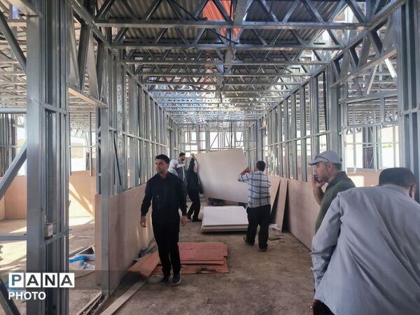 مدرسه شش‌ کلاسه در حال ساخت روستای «قلعه‌نو» کلات به کارگاه بزرگ خدمت تبدیل شد