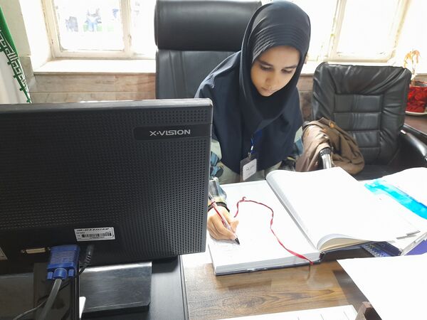 اجرای طرح مدام در دبیرستان دخترانه ریحانه