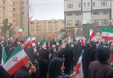 یوم‌الله ۲۲ بهمن در ساوجبلاغ