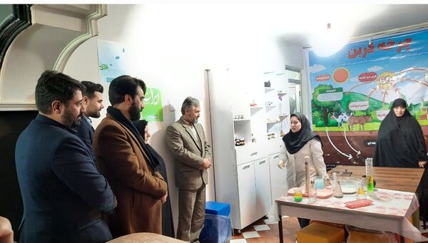 آموزش ماندگار در تجربستان کاوک ناحیه۷ مشهد 